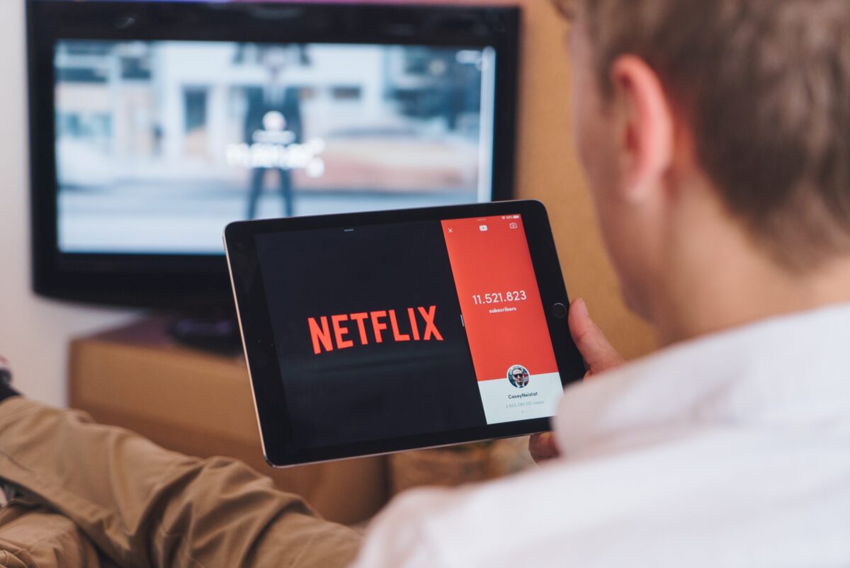 Το Netflix αύξησε ξανά τις τιμές στα συνδρομητικά πακέτα - Τι ισχύει για την Ελλάδα