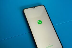 WhatsApp: Αυτά είναι τα iPhone στα οποία θα σταματήσει να λειτουργεί η δημοφιλής εφαρμογή τον Μάιο