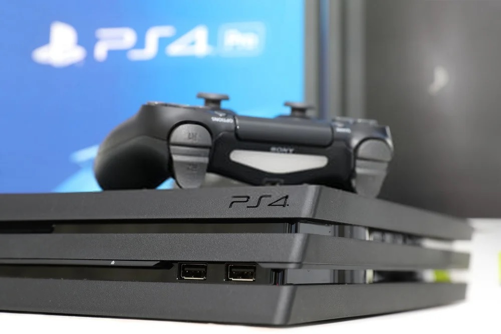 Sony PlayStation 4 PS4