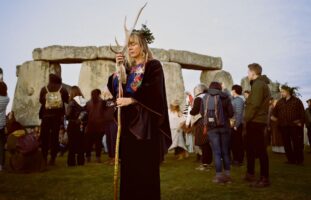 Σύγχρονες δραστηριότητες που μπορούν να αναχθούν στον παγανιστικό πολιτισμό