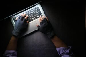 Συναγερμός για τις κυβερνοεπιθέσεις με exploits – Διπλασιάστηκαν οι εκμεταλλεύσεις ευπαθειών σε περιβάλλοντα Linux