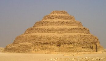 Οι ειδικοί πιστεύουν ότι οι Αιγύπτιοι έχτισαν πυραμίδες με βοήθεια από μια απροσδόκητη πηγή