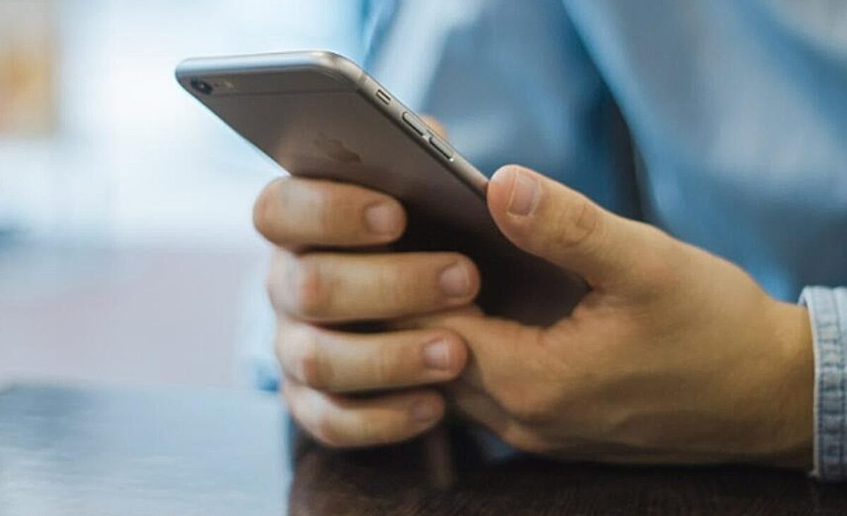 iPhone, παρακολούθηση