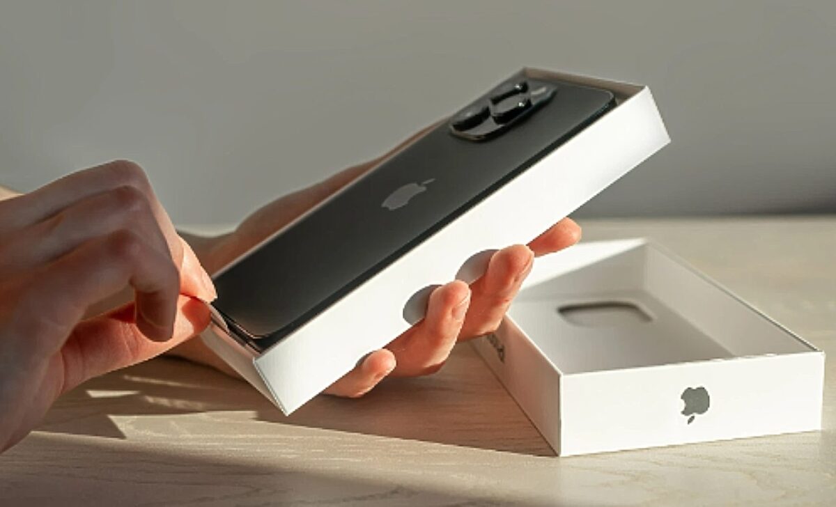 Apple, iPhone, συσκευασία