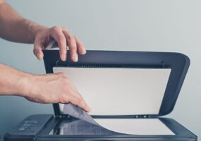 Πώς να σαρώσετε ένα έγγραφο σε υπολογιστή Windows εύκολα και γρήγορα