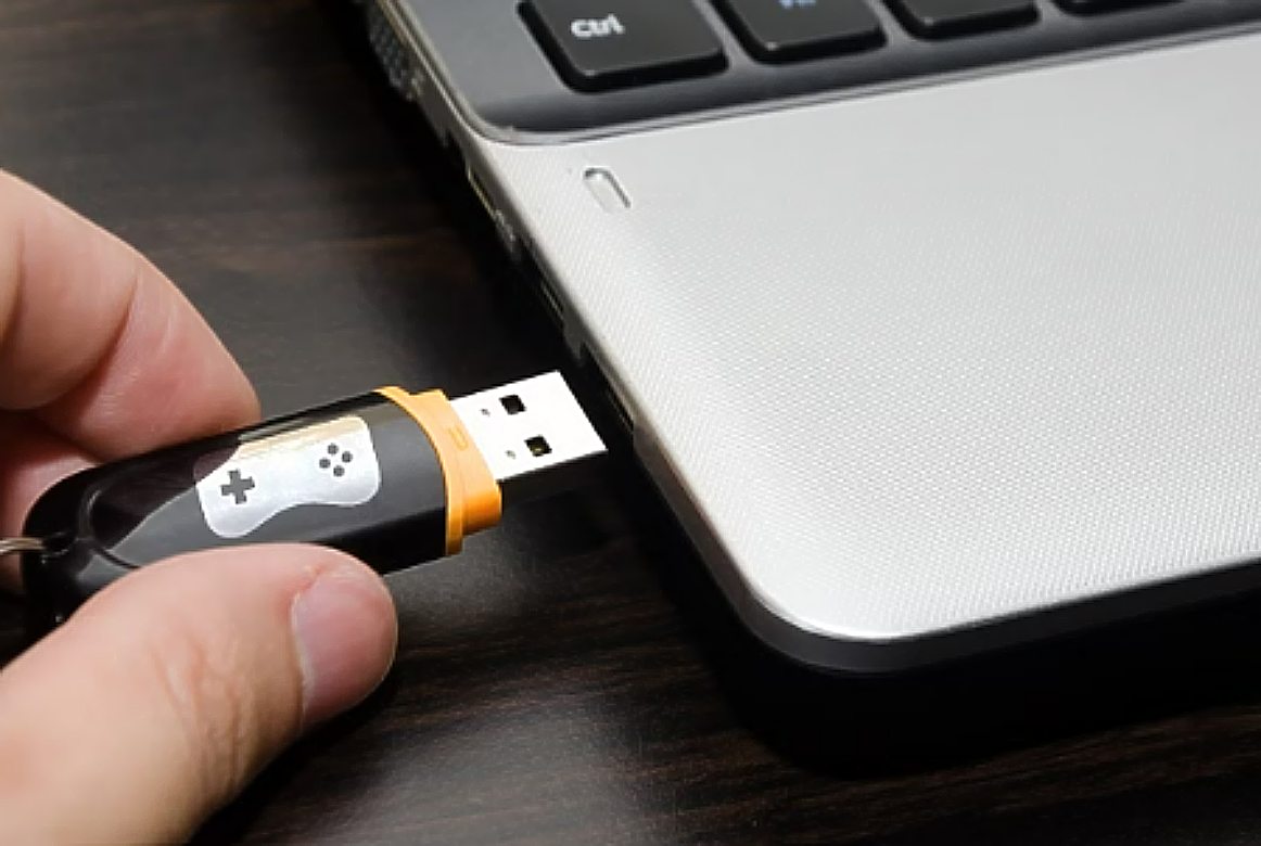 USB στικάκι