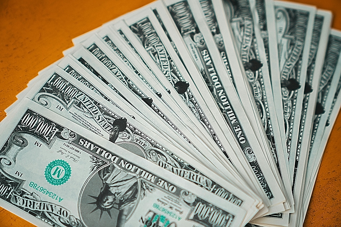 λεφτά, χρήματα, πρόγραμμα,