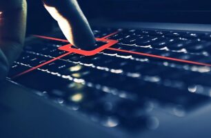 Snake Keylogger: Νέα απειλή για τα Microsoft Windows «χτυπάει» όταν επανεκκινείτε τον υπολογιστή σας