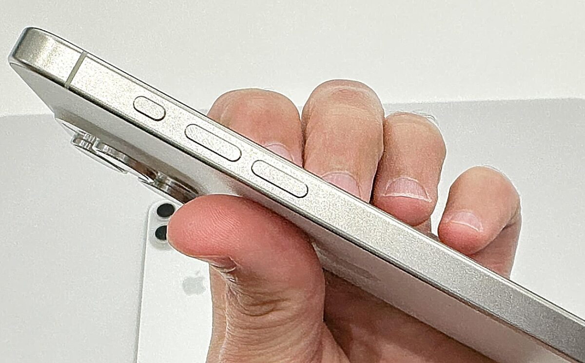 Action Button, iPhone