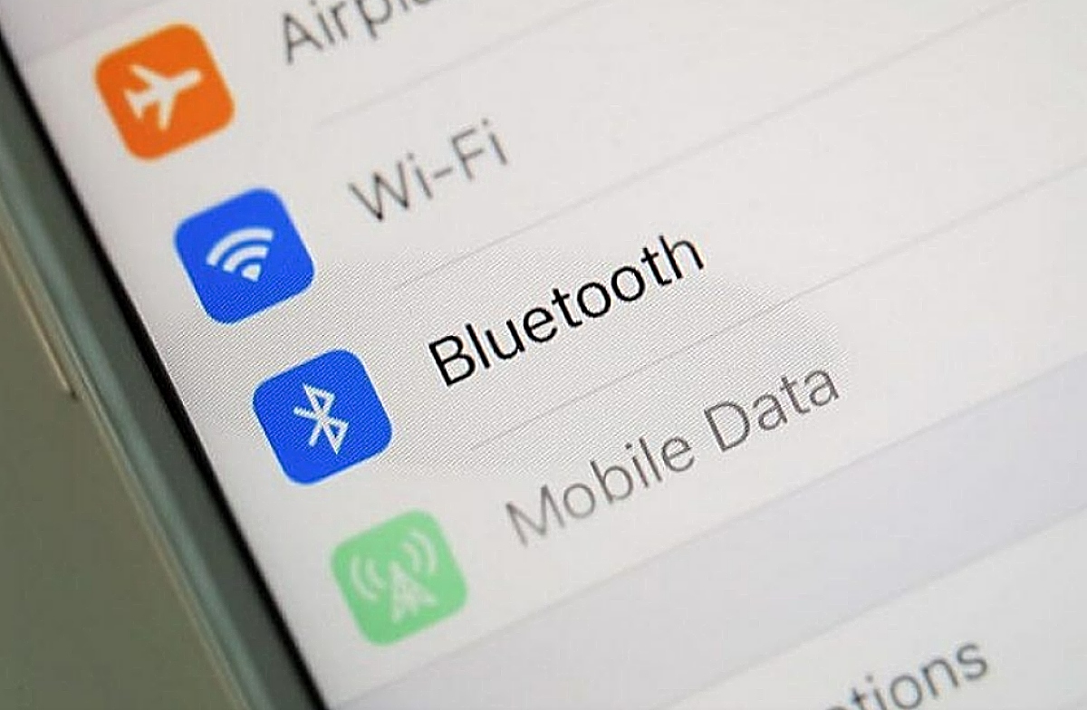 iPhone 16e, Bluetooth