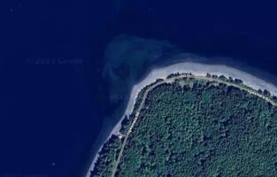 Χρήστες βρήκαν κάτι παράξενο στο Google Maps και υποστηρίζουν ότι δημιουργήθηκε από «αρχαίους εξωγήινους»