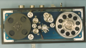 Ο παλαιότερος κυβερνητικός υπολογιστής που λειτουργεί ακόμα βρίσκεται πάνω από 25 δισεκατομμύρια χιλιόμετρα από τη Γη