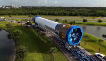 Η Blue Origin παρουσίασε τον ισχυρό πύραυλο New Glenn ενόψει αποστολής στον Άρη