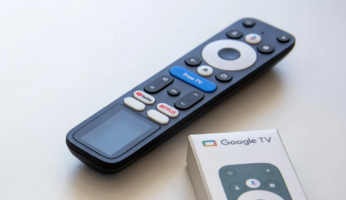 Το νέο τηλεχειριστήριο του Google TV «δεν ξεμένει ποτέ από ενέργεια» – Φορτίζει με το φως του σπιτιού