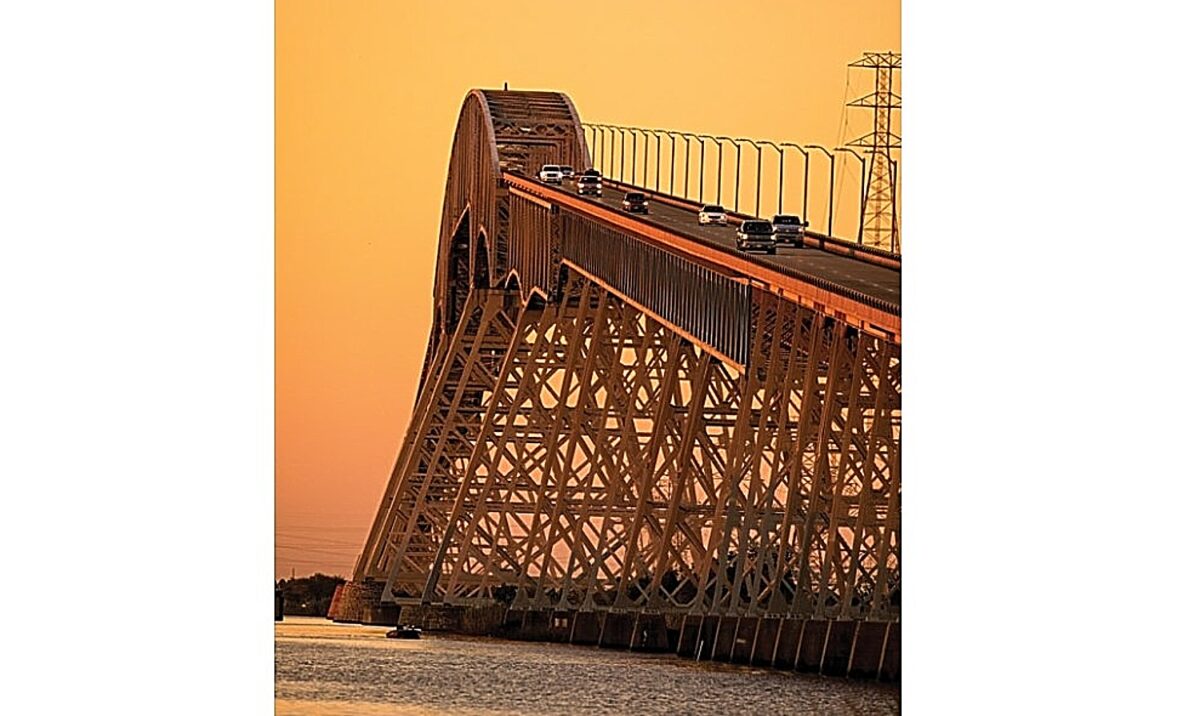 Rainbow Bridge: Η πιο τρομαχτική κατασκευή στο Τέξας – Μια γέφυρα που προκαλεί δέος