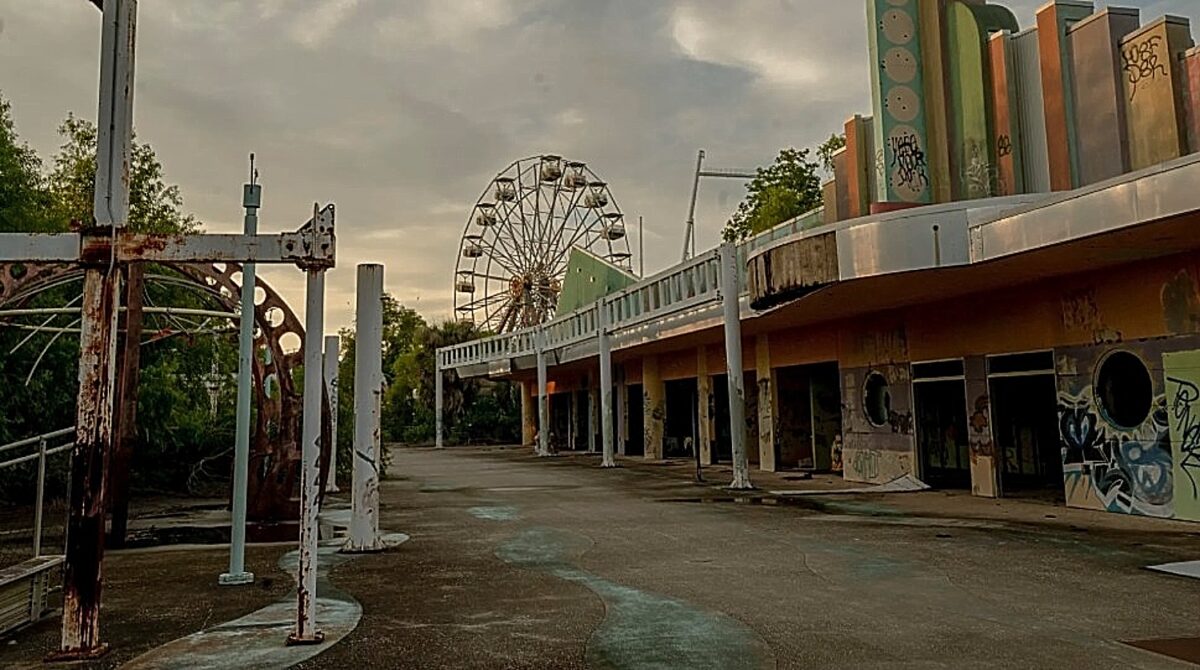the Old Six Flags New Orleans