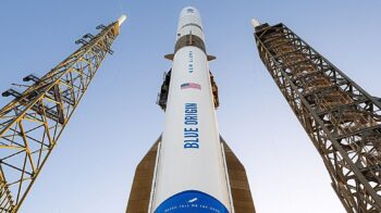 Η Blue Origin πέτυχε την πρώτη επαναχρησιμοποίηση του πυραύλου New Glenn